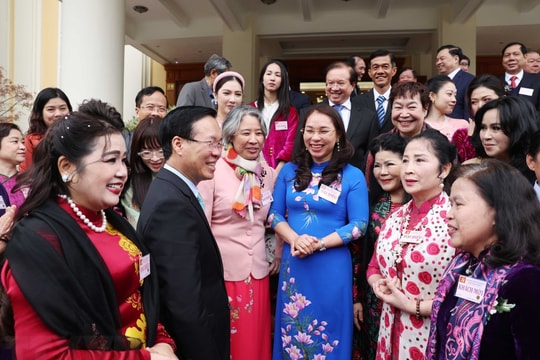 Sức mạnh của dân tộc nằm ở những con người có trí tuệ và phẩm giá