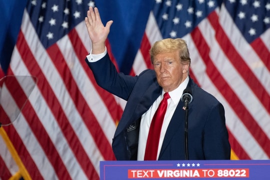 Bầu cử Mỹ 2024: Ông Trump dẫn trước Tổng thống Biden ở 7 bang chiến địa