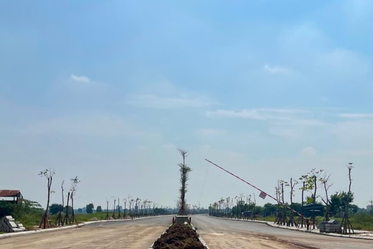 Hộ dân cuối cùng nhận tiền giải phóng mặt bằng đường vành đai thị trấn Thanh Miện