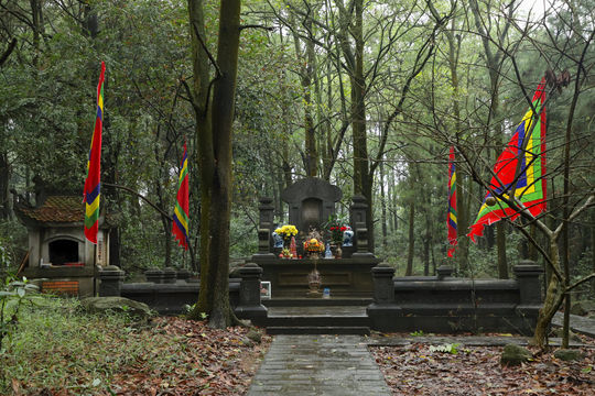 Sacred shrines on Ngu Nhac mountain