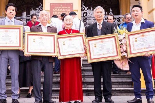 5 nghệ sĩ Hải Dương được phong tặng danh hiệu Nghệ sĩ Nhân dân, Nghệ sĩ Ưu tú