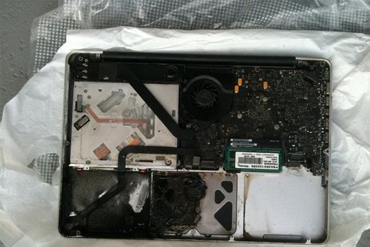 Nguy cơ gây cháy nổ laptop