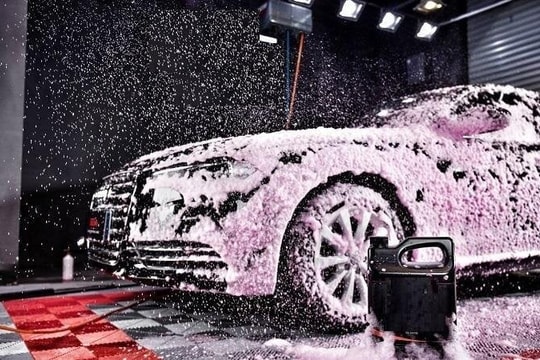 Cách chăm sóc ô tô bằng vật dụng đơn giản trong gia đình