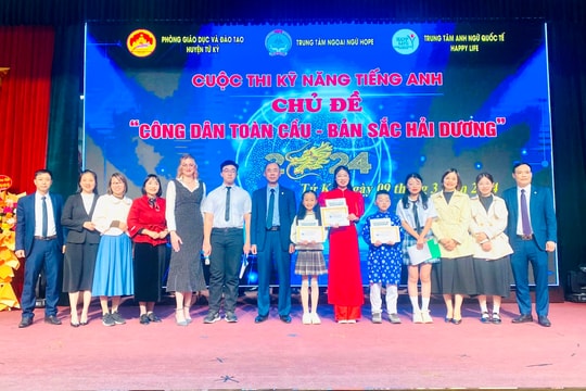 Học sinh Tứ Kỳ thi hùng biện tiếng Anh với chủ đề “Công dân toàn cầu - Bản sắc Hải Dương”