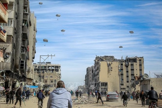 Xung đột Hamas - Israel: Nỗ lực thiết lập hành lang vận tải biển chở hàng viện trợ đến Gaza