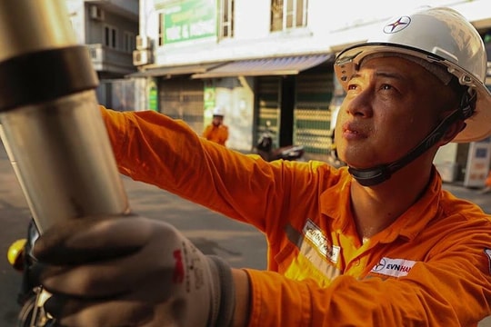 Bộ Công thương đề xuất nhiều bộ ngành cùng điều hành giá điện