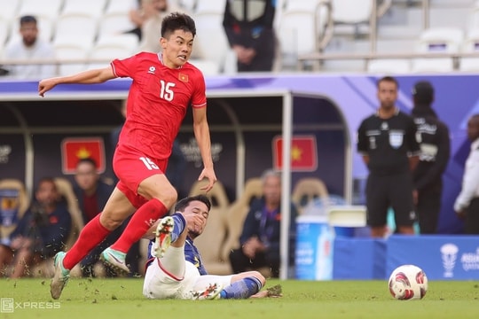 Hà Nội FC chiêu mộ tiền đạo Đình Bắc