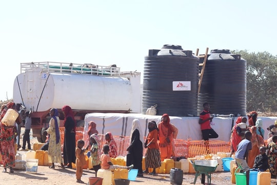 Khả năng ngừng bắn tạm thời cho cuộc xung đột kéo dài 11 tháng tại Sudan