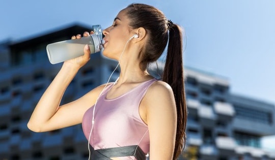 Uống nước lạnh có gây hại cho sức khỏe?