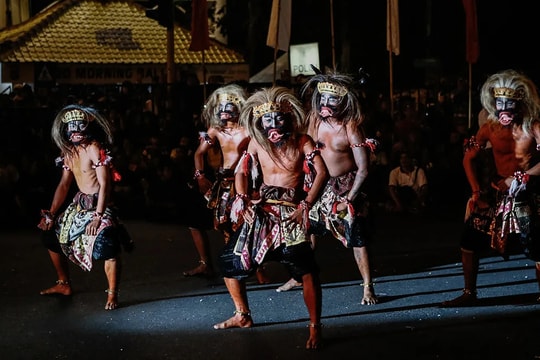 Du lịch trong "Ngày im lặng" ở Bali