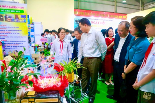 Học sinh Kim Thành trải nghiệm Ngày hội Stem