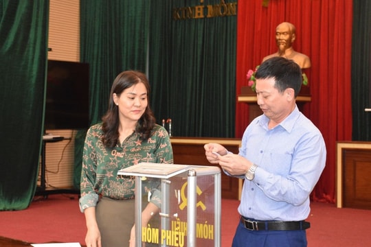 Kinh Môn xác minh tài sản, thu nhập của 31 người thuộc diện Ban Thường vụ Thị uỷ quản lý