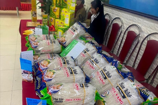 Dai mềm bún, phở khô Phúc Vang ở Nam Sách
