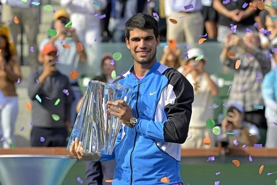 Carlos Alcaraz vô địch Indian Wells, cán nhiều cột mốc trong sự nghiệp