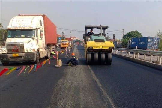 Đẩy nhanh tiến độ sửa chữa mặt quốc lộ 5 đoạn cuối cùng qua huyện Kim Thành
