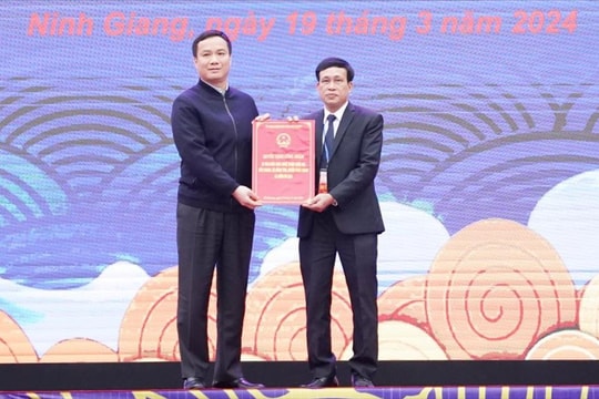 Ninh Giang công bố đền thờ Quan lớn Tuần Tranh là điểm du lịch
