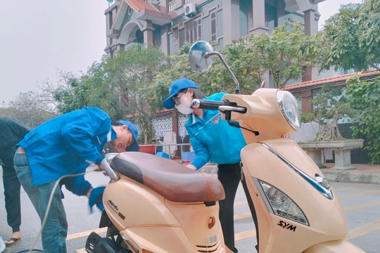 Tình nguyện cống hiến từ những điều giản dị