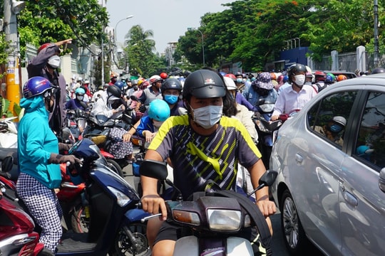 Làm gì để phòng các bệnh về da trong mùa nắng nóng?