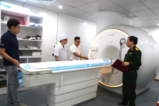 Bệnh viện Quân y 7 đưa máy chụp cộng hưởng từ hiện đại vào hoạt động