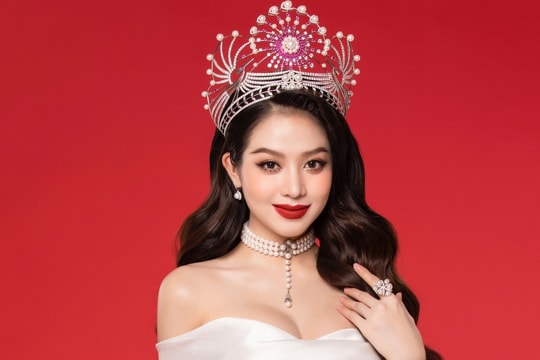 Thanh Thủy thi Miss International 2024