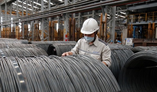 Thép Trung Quốc tiếp tục ồ ạt vào Việt Nam