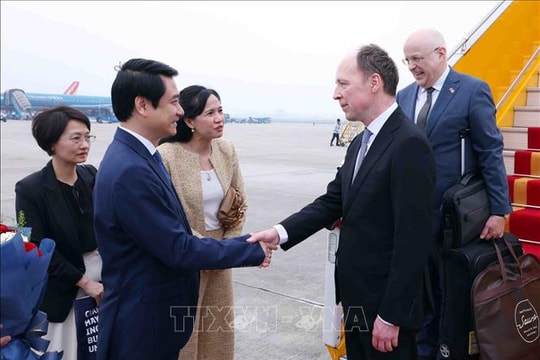 Chủ tịch Quốc hội Phần Lan Jussi Halla-aho đến Hà Nội, bắt đầu thăm chính thức Việt Nam