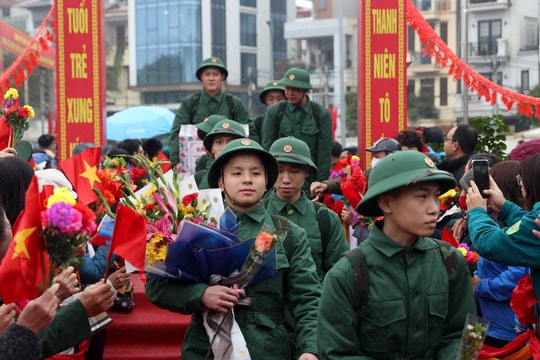 Bộ Quốc phòng nêu lý do tạm hoãn gọi nhập ngũ người trúng tuyển đại học