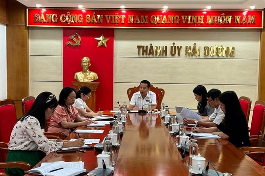 Thành ủy Hải Dương hỗ trợ nghiệp vụ kiểm tra, giám sát theo mô hình "bồi dưỡng 1-1"