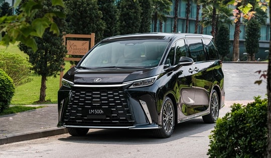 Lexus LM 2024 ra mắt Việt Nam với giá từ 7,29 tỉ đồng
