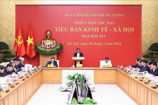 Thủ tướng Phạm Minh Chính chủ trì họp Tiểu ban Kinh tế - xã hội Đại hội XIV của Đảng