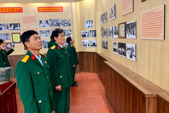 Nhân dân tới thăm Nhà tưởng niệm Phó Chủ tịch nước Nguyễn Lương Bằng trong tháng 3 tăng cao