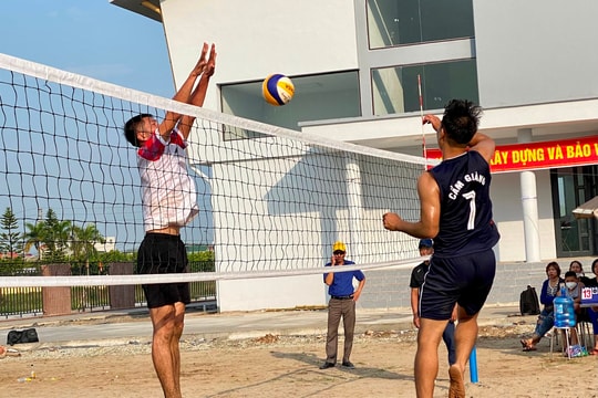 Vì sao Hải Dương nên khôi phục bóng chuyền bãi biển?