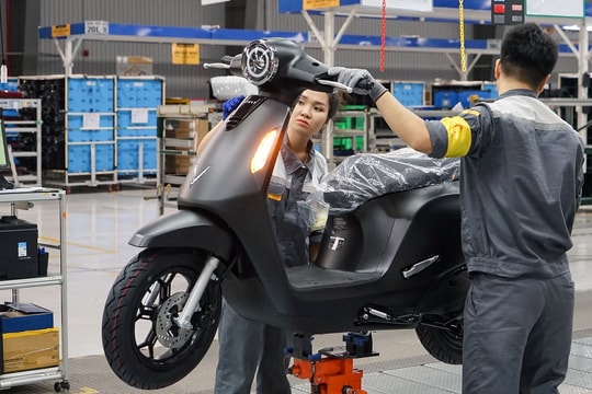 Ế ẩm nhưng xe máy vẫn tăng mạnh sản lượng trong tháng 3