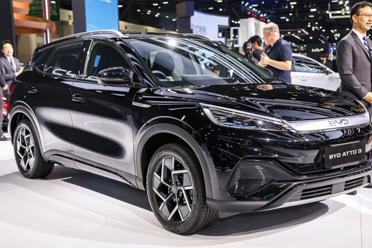 BYD Atto 3 2024 ra mắt Đông Nam Á, giá từ 24.800 USD