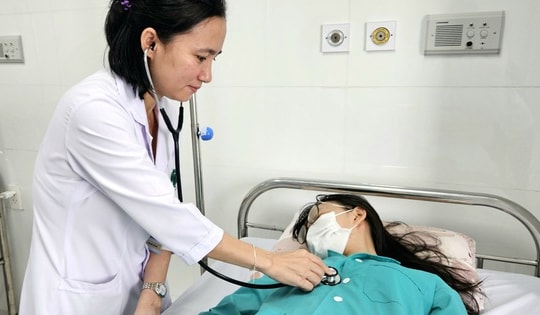 Nha Trang lại có thêm vụ ngộ độc sau khi ăn cơm gà