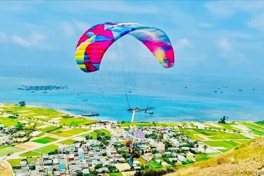 Nhiều sự kiện thể thao, du lịch hấp dẫn thu hút du khách đến đảo Lý Sơn