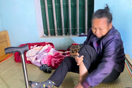 Bi kịch của người phụ nữ đơn thân "không dám mặc nhiều quần áo"
