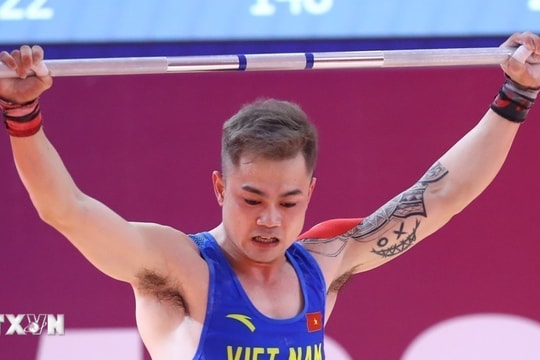 Đô cử Lại Gia Thành giành huy chương vàng tại Cúp Cử tạ thế giới 2024