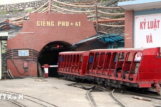 Thủ tướng yêu cầu làm rõ nguyên nhân vụ tai nạn hầm lò tại Quảng Ninh