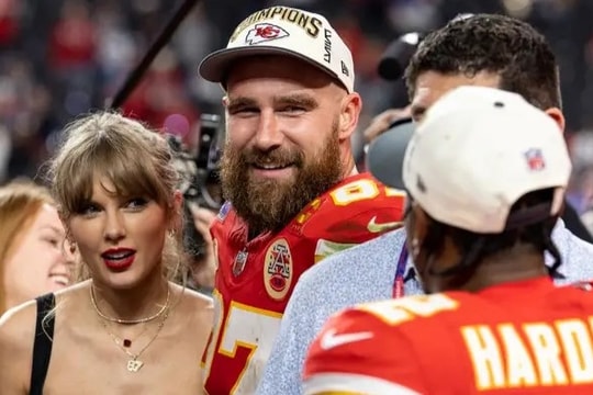 Những món đồ thời trang đắt giá nhất Taylor Swift mặc trong năm nay