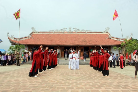 Về đất Tổ chơi ở đâu?