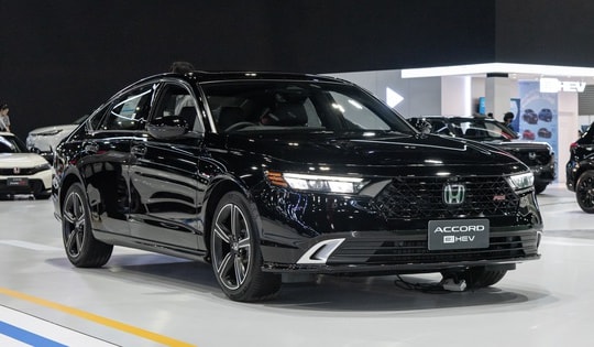 Honda Accord 2024, giá dễ cao hơn Camry nếu về Việt Nam