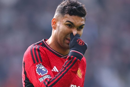 Cổ động viên Man Utd nổi giận, yêu cầu Casemiro giải nghệ