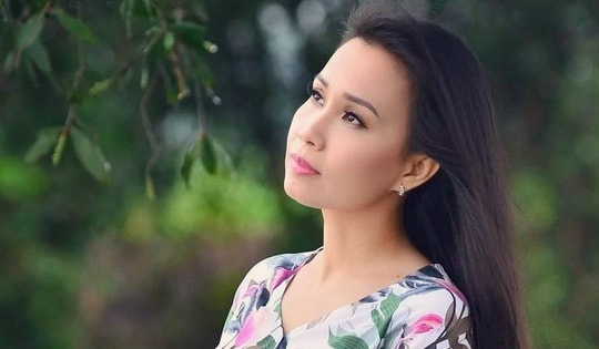 Diễn kịch, quay vlog để chiều người hâm mộ, Cẩm Ly nợ khán giả đêm nhạc 30 năm