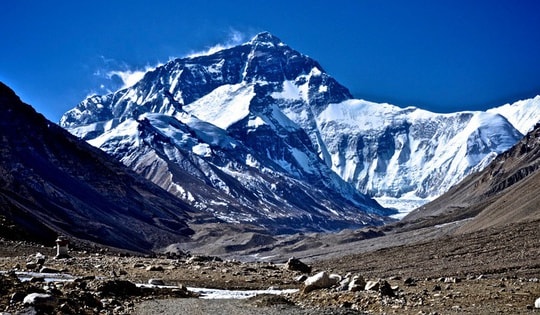 Trung Quốc cho người nước ngoài leo đỉnh Everest từ Tây Tạng