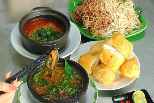 Quán miến lươn bán hơn nửa thế kỷ ở Ninh Bình