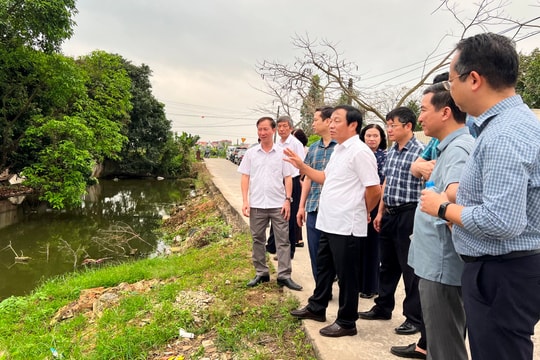 Đồng chí Chủ tịch HĐND tỉnh Lê Văn Hiệu yêu cầu xử lý nghiêm trường hợp xả thải gây ô nhiễm nguồn nước ở Hải Dương