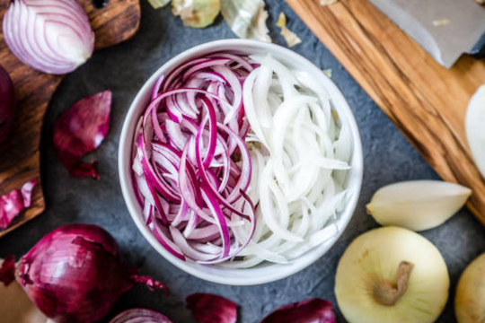 Mẹo giúp hành tây, hành tím bớt hăng