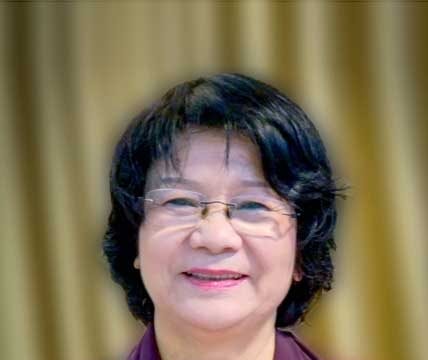 Nhà thơ Đoàn Thị Lam Luyến "ứng" thơ đáo để