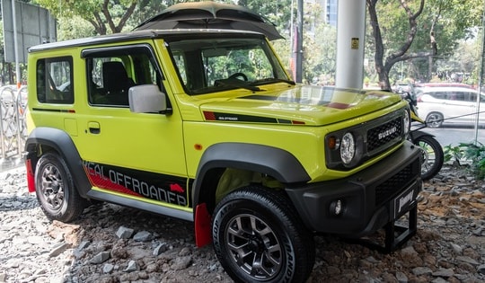 Suzuki Jimny ra mắt Việt Nam, giá từ 799 triệu đồng